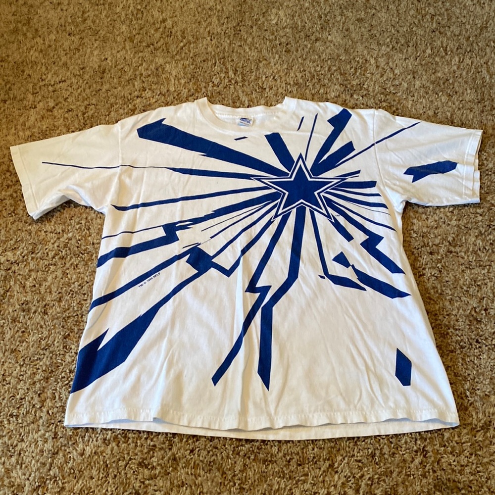 MADE IN USA! Vintage Dallas Cowboys Starter T-Shirt! Size XL. Very Rare One!
